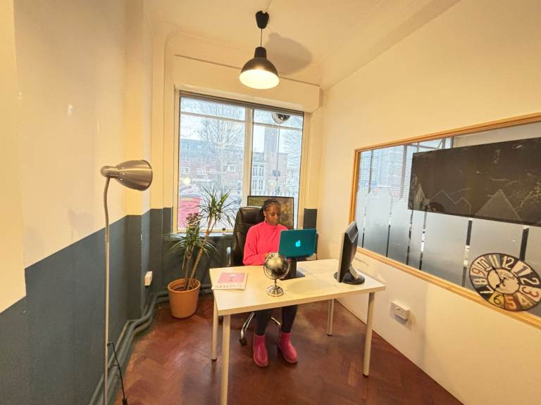 Office | Creative Space | Beauty Room to Rent in Wimbledon, London SW19