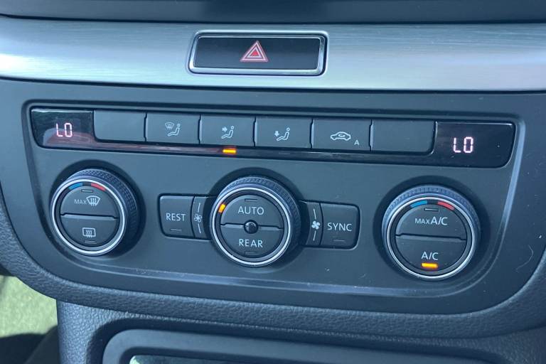 2018 Volkswagen Sharan 2.0 TDI SCR 150 SE Nav 5dr DSG MPV DIESEL Automatic