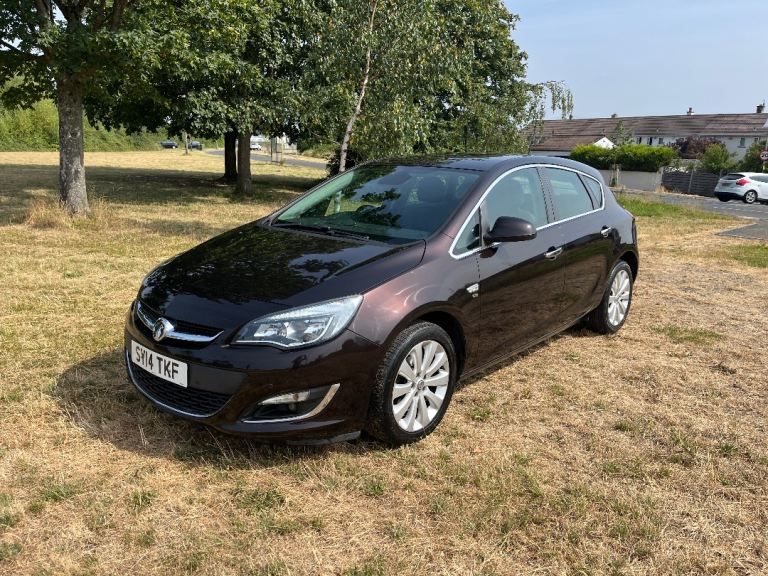 Vauxhall, ASTRA, Hatchback, 2014, Manual, 1598 (cc), 5 doors