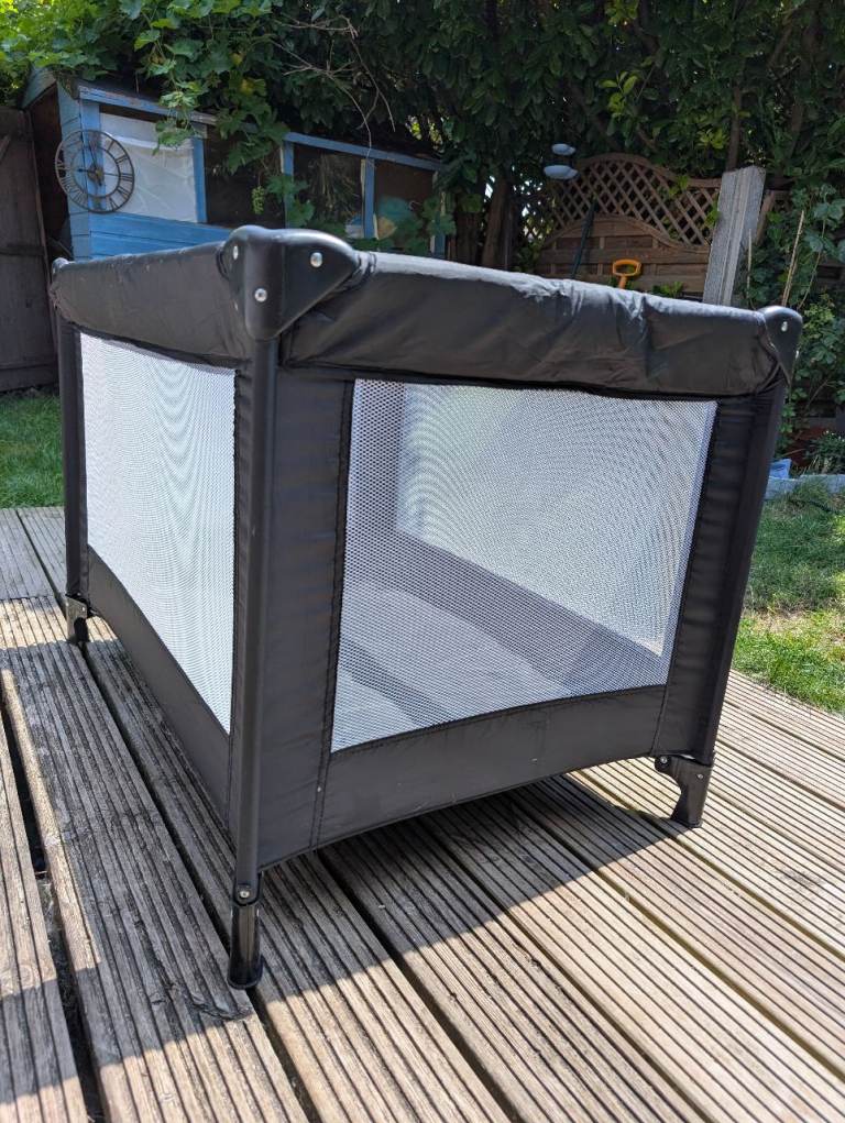 Black Red Kite Travel Cot / Playpen – Folds Away Easily, Good Condition