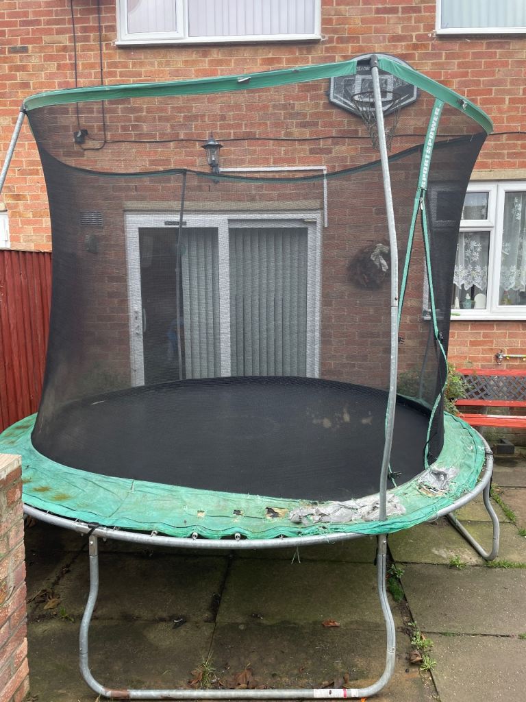 Large garden trampoline 