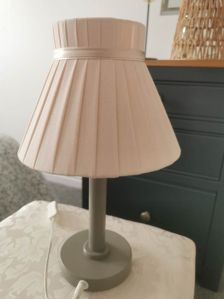 Bedside lamp 