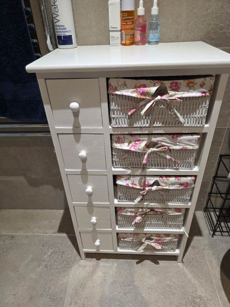 White Wooden small set of drawers with Wicker Baskets for bathroom or bedroom