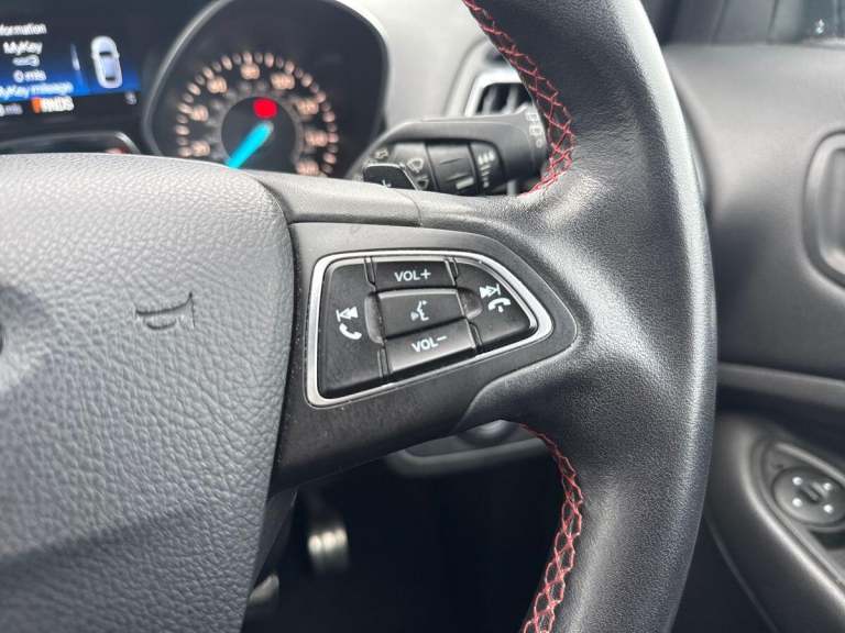 2018 Ford Kuga 2.0 TDCi ST-Line X SUV 5dr Diesel Powershift AWD Euro 6 (s/s) (180 ps) HATCHBACK D...