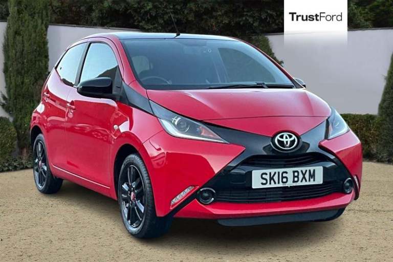 2016 Toyota AYGO 1.0 VVT-i X-Play 5dr HATCHBACK PETROL Manual