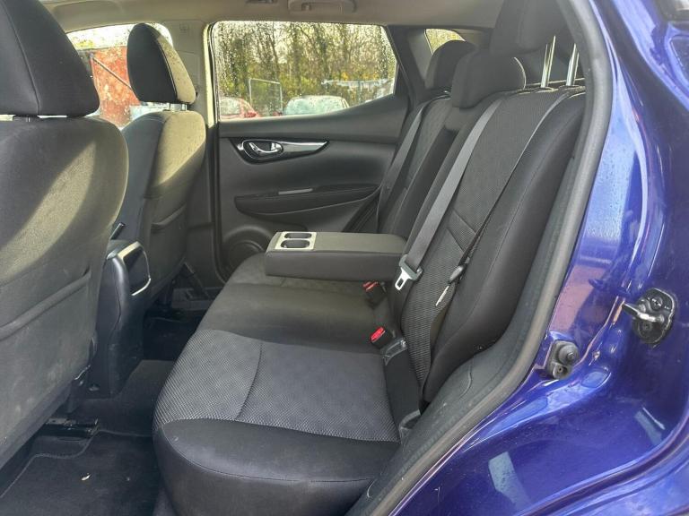 2015 Nissan Qashqai 1.5 dCi N-Tec+ 5dr HATCHBACK DIESEL Manual