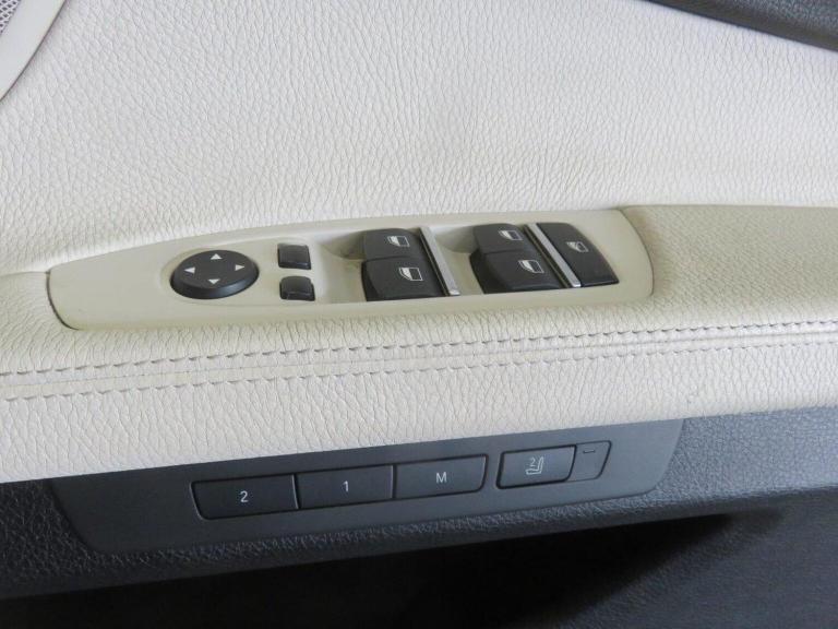 BMW 7 SERIES 3.0 730d SE Saloon Black Auto Diesel 2013