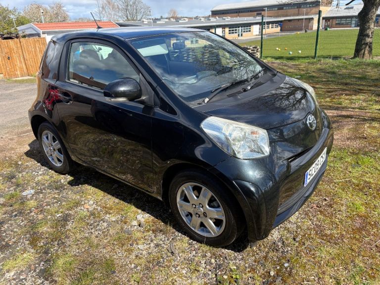 Toyota, IQ, Hatchback, 2009, Manual, 998 (cc), 3 doors