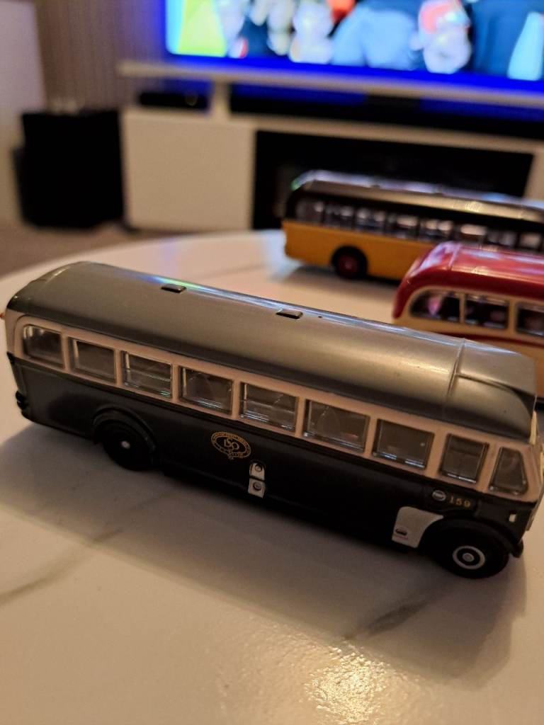 TOY COACHES X3 EFE