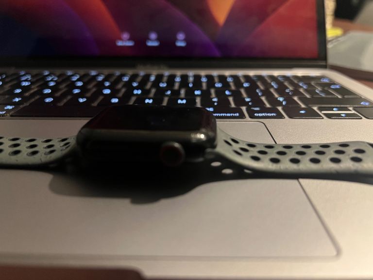 Apple Watch Series 7 45mm cellular black 