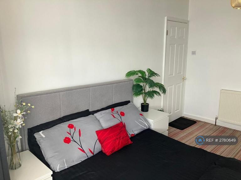 1 bedroom in Ridgeway Lane, Bristol, BS14 (#2780649)