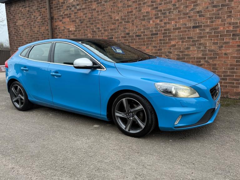 2014 Volvo V40 D2 R DESIGN Lux 5dr HATCHBACK Diesel Manual