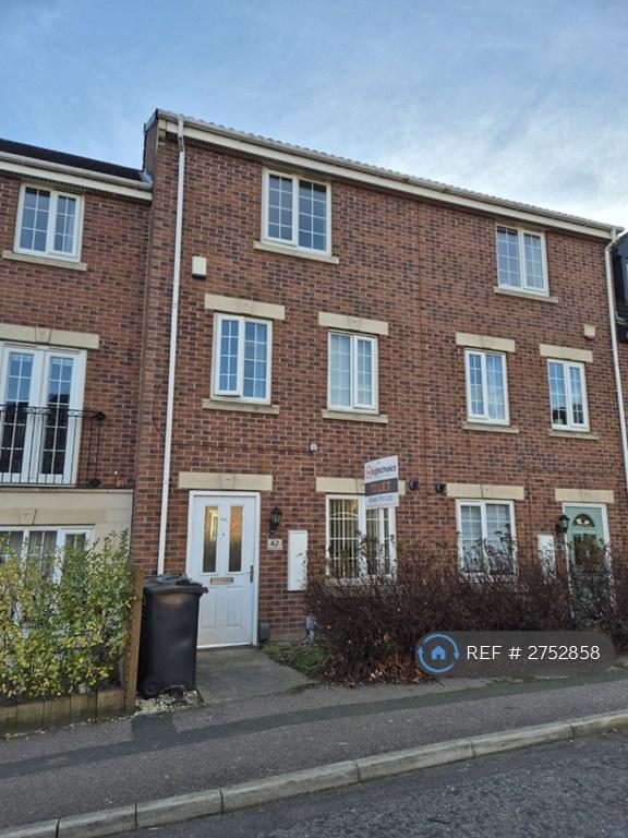4 bedroom house in New Forest Way, Leeds, LS10 (4 bed) (#2752858)
