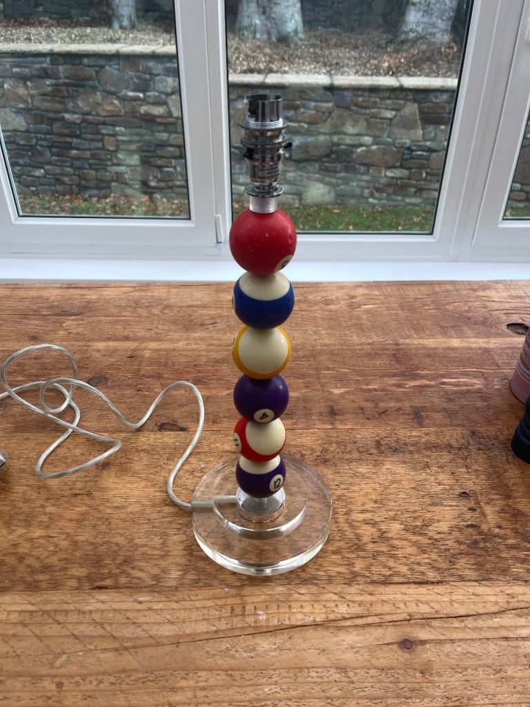 Pool ball lamp base