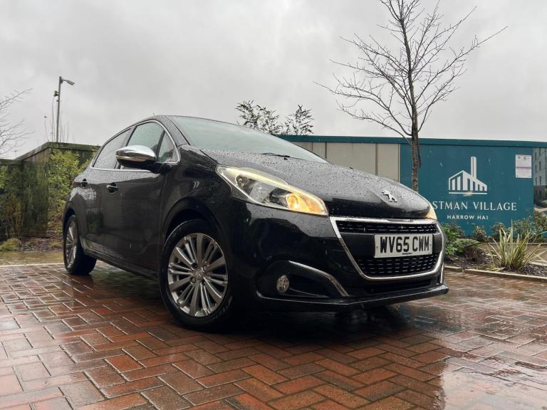 2015 Peugeot 208 1.2 PureTech 82 Allure 5dr HATCHBACK PETROL Manual
