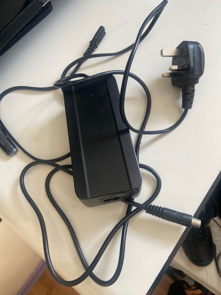 AC Adaptor Charger For Aovo Pro EBES M365 V2 ES80 (Nov 2022 or Later) E-Scooter