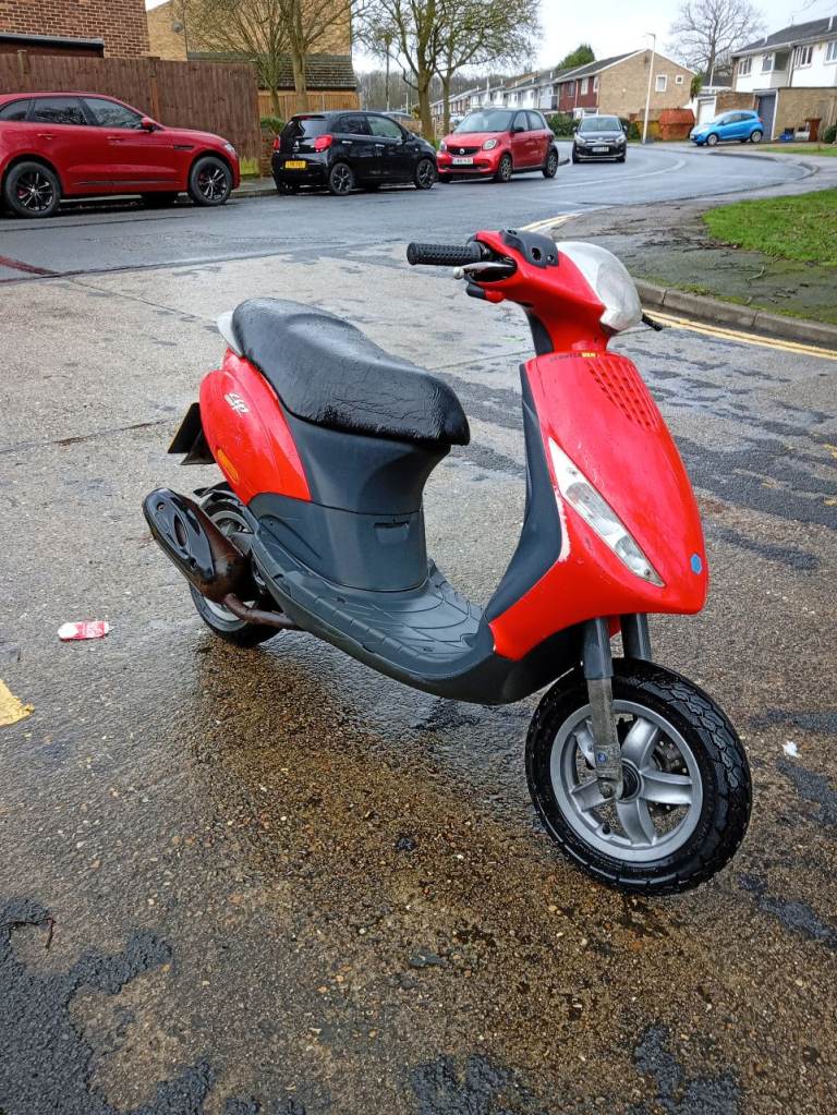 Piaggio Zip 50 - Very Low Mileage