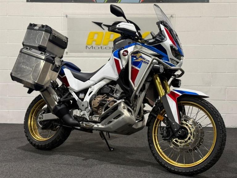 Honda CRF1100L 1100! DCT! FSH! 1OWNER! FULL LUGGAGE! TANK BAG! SPOT LIGHTS