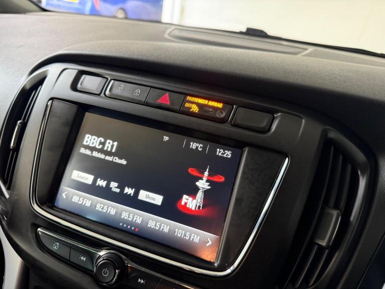 2017 Vauxhall Zafira 1.4T SRi Nav 5dr Auto MPV PETROL Automatic