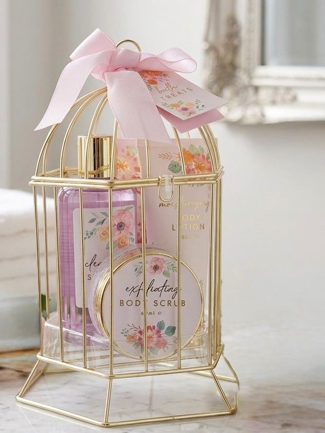 Gift Set with Body Lotion, Scrub & Wash in Gold Cage