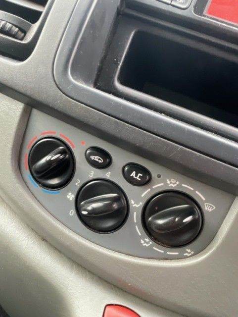 Vauxhall Vivaro 2013 Feb Mot AC Great Van 6 speed not transit trafic relay van