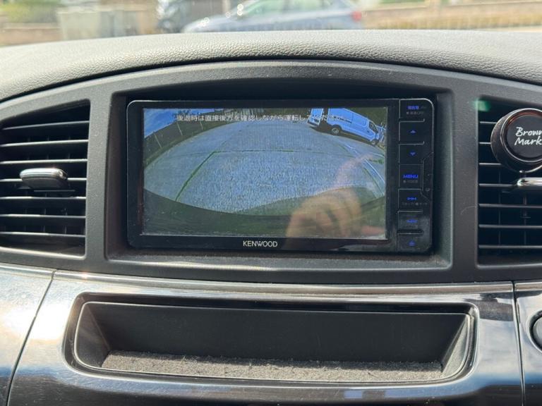 2019 Nissan Elgrand NISSAN ELGRAND HIGHWAYSTAR S 2.5L PETROL 8 SEATER 4WD AUTO, ULEZ, 69-19, FR M...