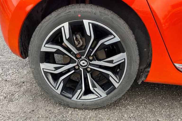 2023 Renault Clio 1.6 E-TECH full hybrid 145 Techno 5dr Auto Hatchback HYBRID ELECTRIC Automatic