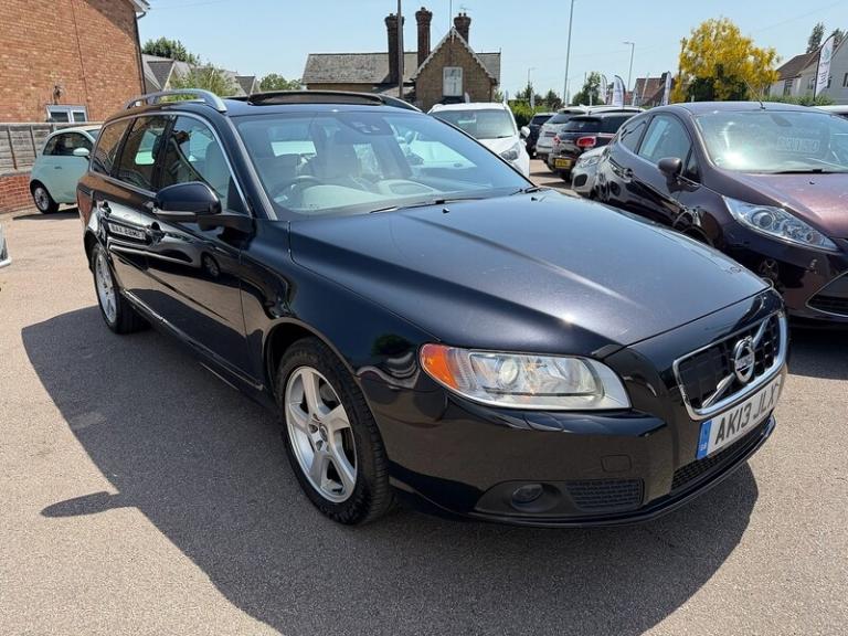 2013 Volvo V70 D5 SE Lux Estate Diesel Automatic