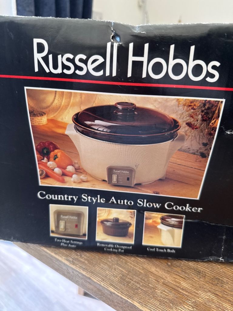 Russell Hobbs Country Style Auto Slow Cooker - Brand New