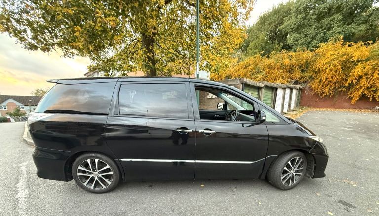 Toyota Estima 7 Seater 