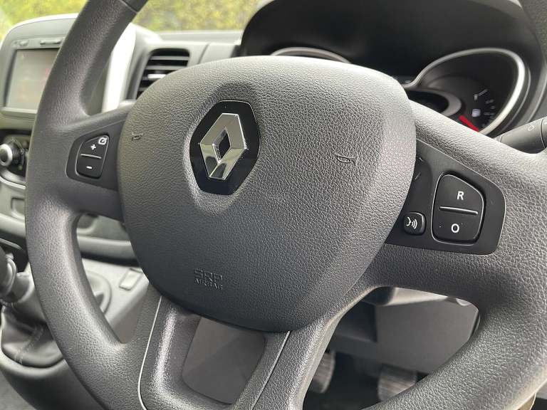 2021 Renault Trafic SL30 ENERGY dCi 120 Business Van PANEL VAN DIESEL Manual