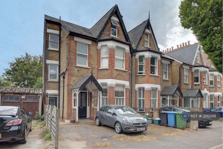 2 bedroom flat in Hammelton Road, Bromley, BR1 (2 bed) (#3012418)