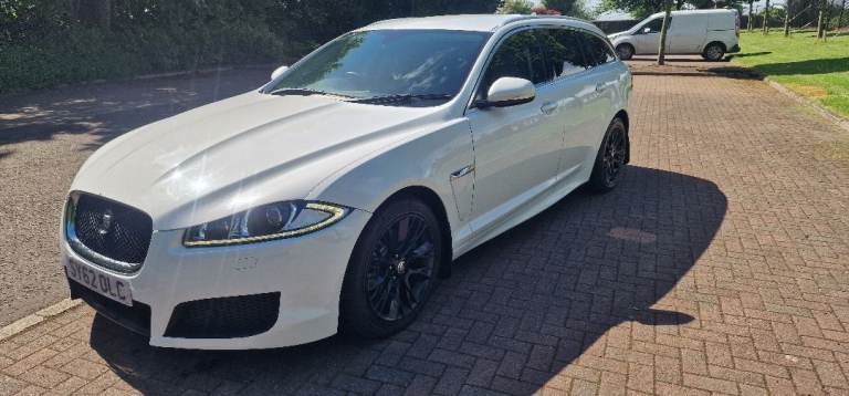 JAGUAR XF 2.2TDIESEL AUTOMATIC ESTATE STUNNING.. 