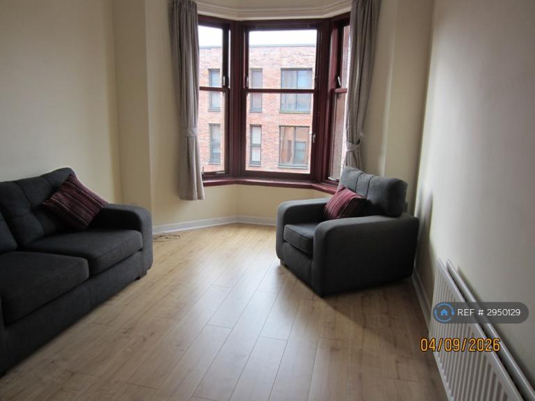 1 bedroom flat in Tulloch St, Glasgow, G44 (1 bed) (#2950129)