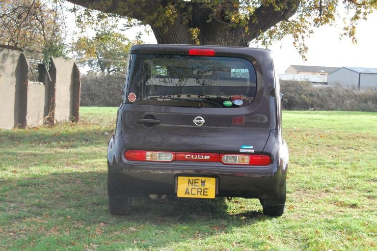 NISSAN CUBE 1.5 AUTOMATIC 2013 Petrol Automatic in Purple