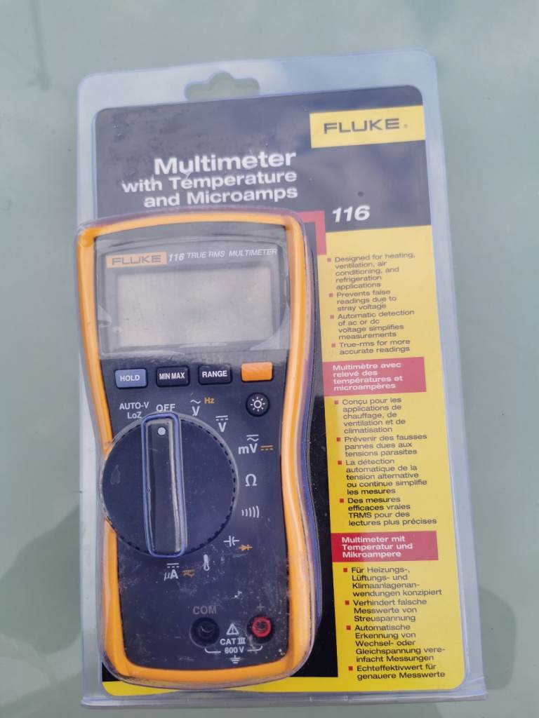  New Fluke multimeter 116