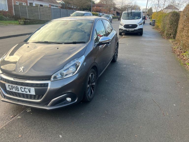 PEUGEOT 208 ALLURE PREMIUM 2019 ONLY  45K MILES  WITH EXCELLENT CONDITION 