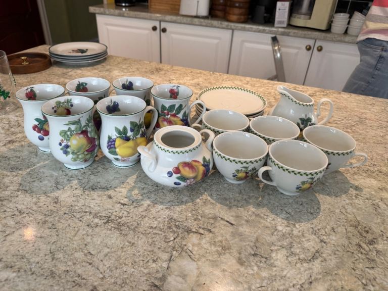 Fruit Pattern Tea Set and Mugs – Good Condition