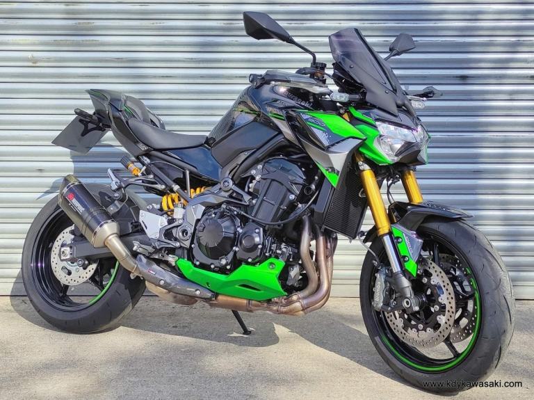 2023 Kawasaki Z900 SE Performance