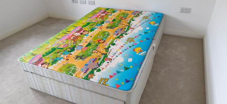 Picnic Mat | Soft Play Mat | Adhesive Hooks | Hair Dryers | Electric Clippers