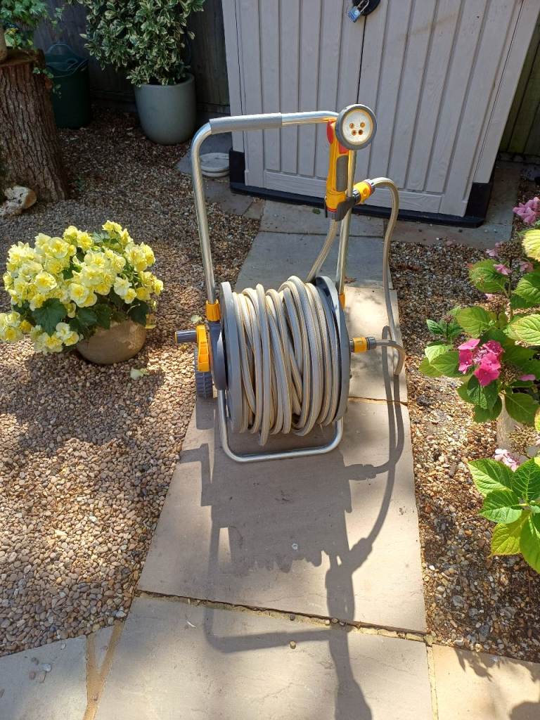 50 mtr Garden Hose on Reel with Spray Gun