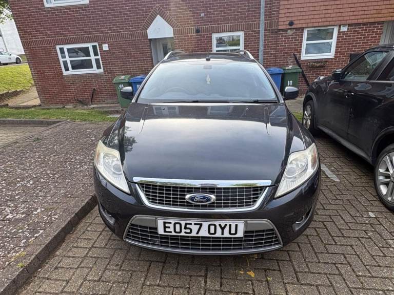 Ford mondeo estate