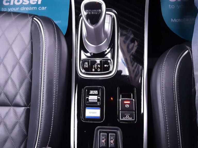 2020 Mitsubishi Outlander 2.4 PHEV Exceed 5dr Auto ESTATE PETROL/ELECTRIC Automatic