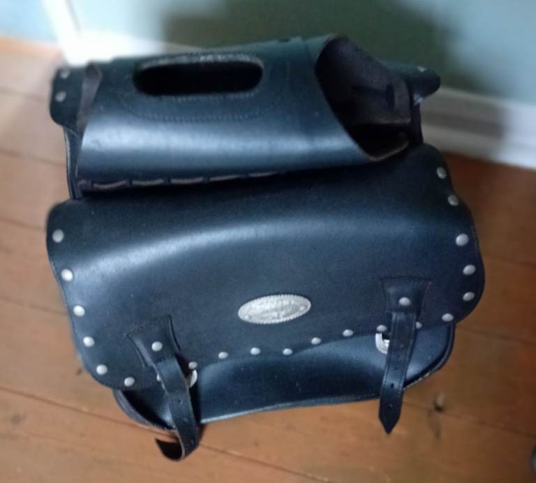 Leather motorcyle luggage pannier bag.