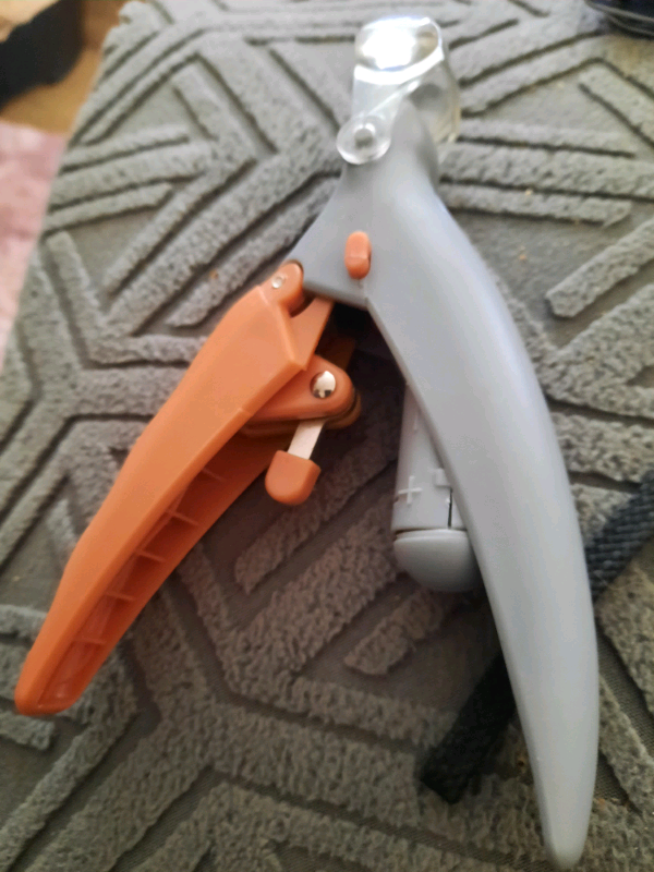  Brand new dog nail clippers 