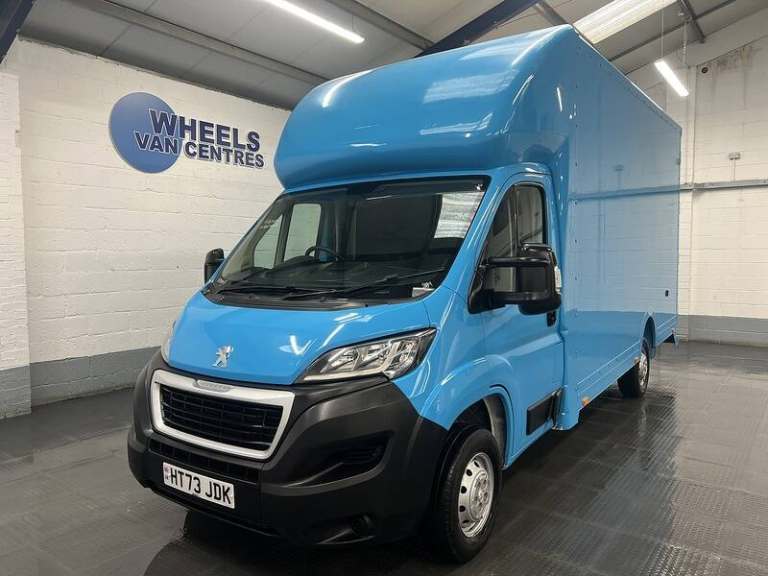 2024 Peugeot Boxer 2.2 BlueHDi Professional Prem+ Chassis Cab 140ps CHASSIS CAB DIESEL Manual