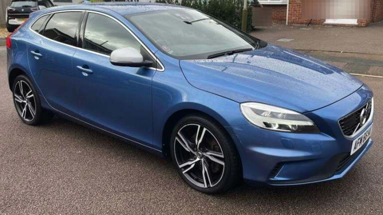 2016 Volvo V40 1.5 T2 R-Design Pro Hatchback 5dr Petrol Auto Euro 6 (s/s) (122 ps) *Financ HATCHB...