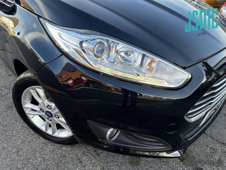 2015 Ford Fiesta 1.25 Zetec Hatchback 3dr Petrol Manual Euro 6 (82 ps) Hatchback Petrol Manual