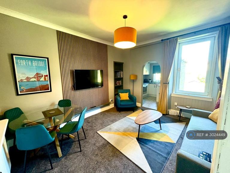 2 bedroom flat in Forth Avenue, Kirkcaldy, KY2 (2 bed) (#3024449)