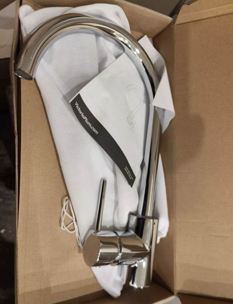 image for DESIGNER SWAN C SPOUT SIDE LEVER KITCHEN SINK MONO MIXER TAP SWIVEL rrp£150